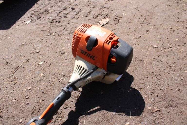 Stihl gas ext. pole saw Lee Real Estate & Auction Service
