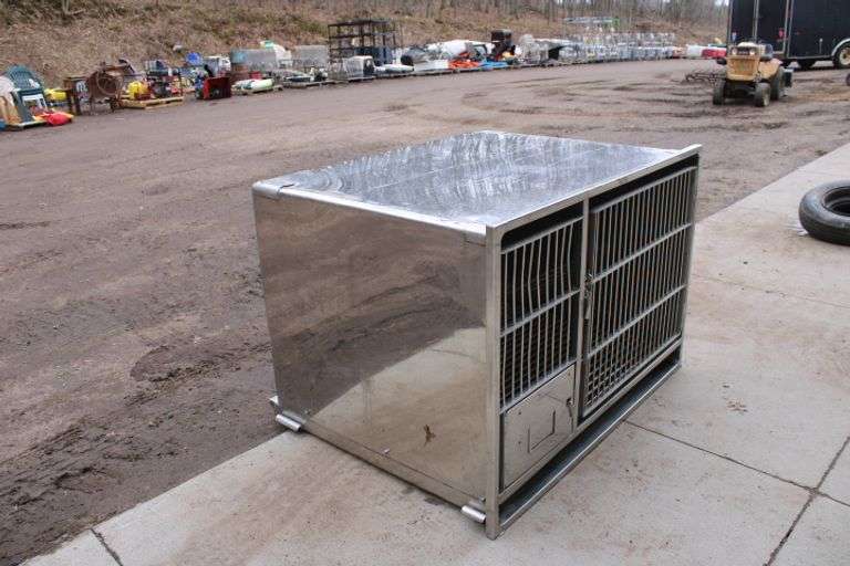 Stainless steel dog kennel Lee Real Estate & Auction Service