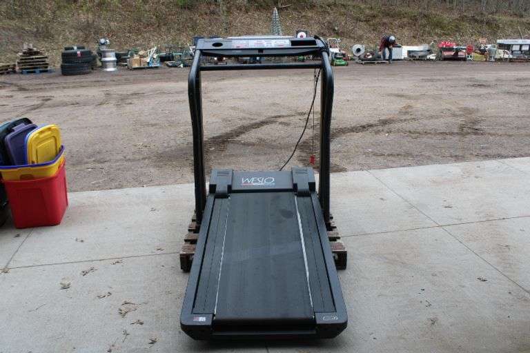 Weslo elec. treadmill Lee Real Estate & Auction Service
