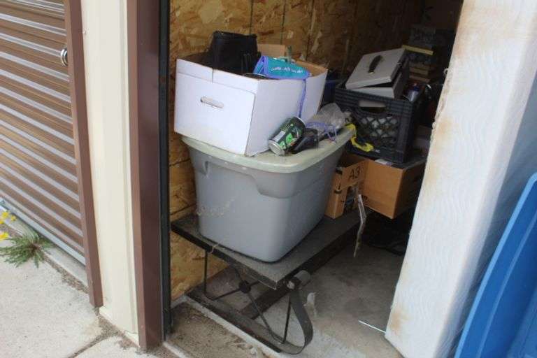 Contents Storage Unit 206 Lee Real Estate & Auction Service