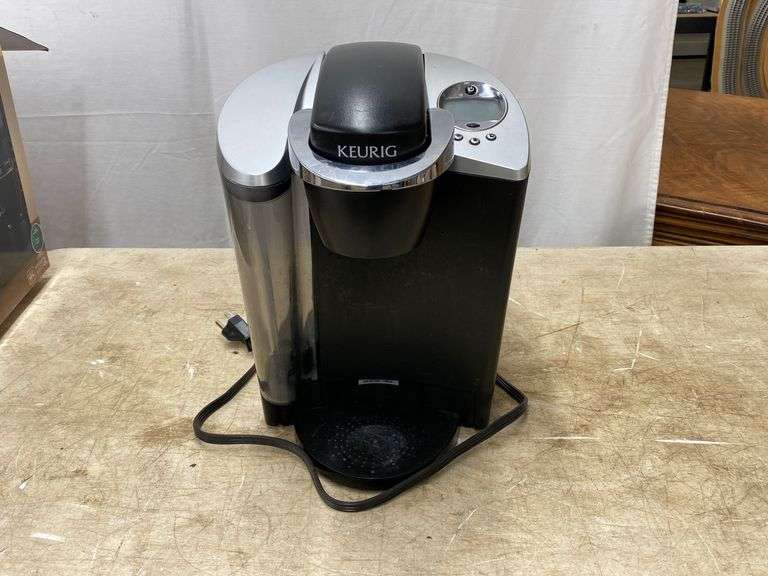 Keurig coffee maker Lee Real Estate & Auction Service