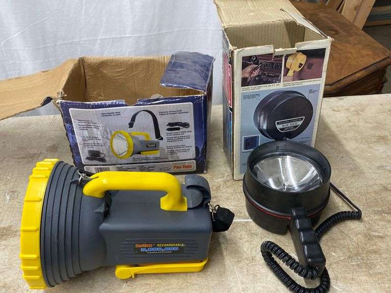 (2) Spotlights Lee Real Estate & Auction Service