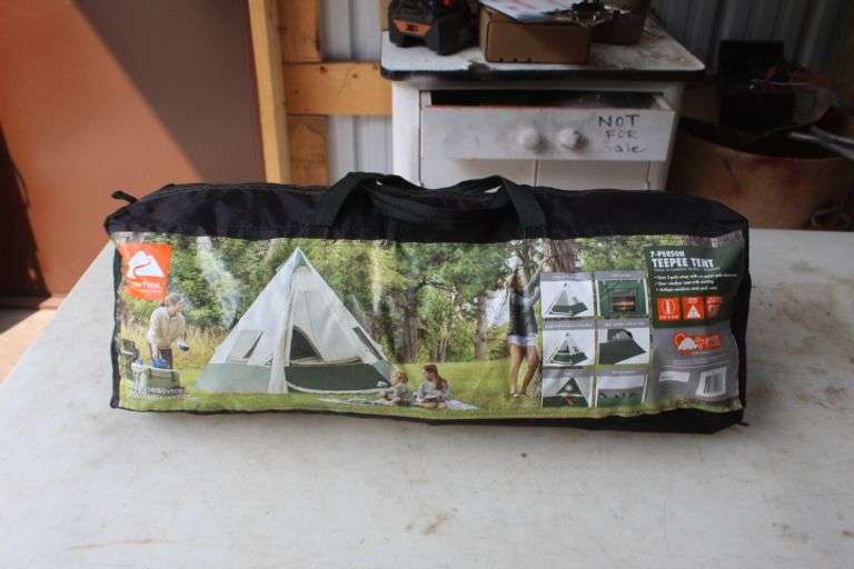 Ozark Trail 7 person TeePee tent Lee Real Estate & Auction Service