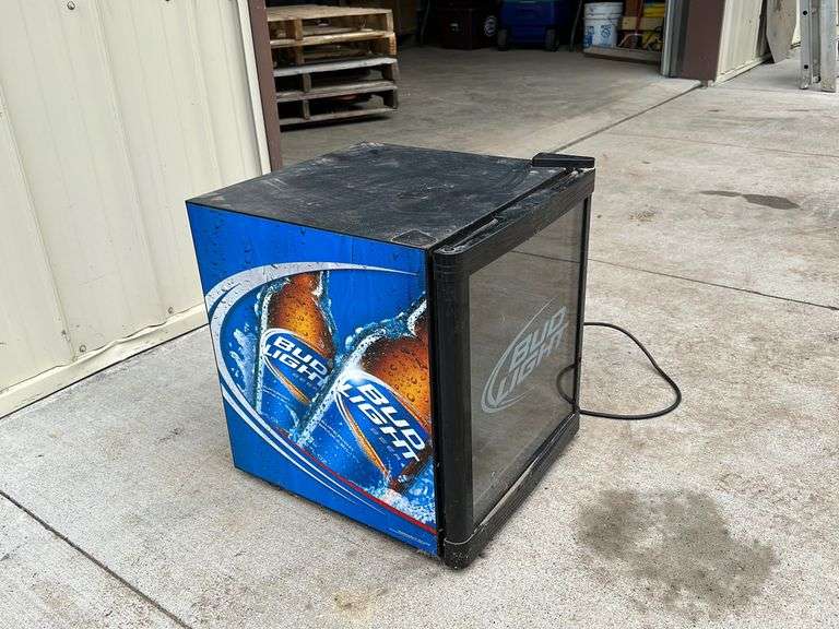 Bud Light Mini Fridge Lee Real Estate & Auction Service