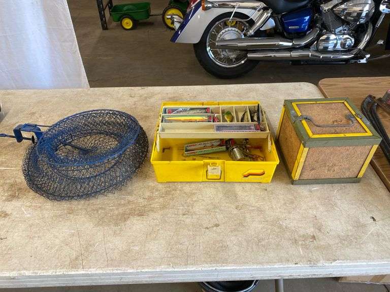 Fishing Equipment Lee Real Estate & Auction Service