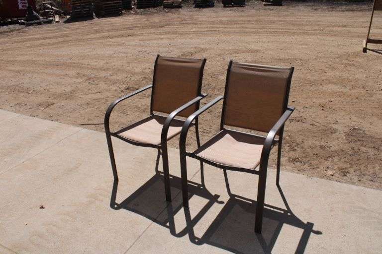 (2) Stacking Lawn Chairs Lee Real Estate & Auction Service