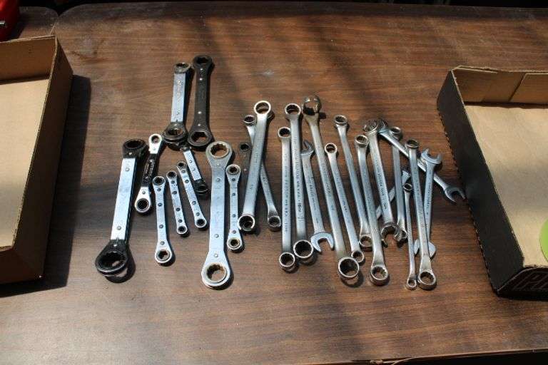 Flat of Proto wrenches & ratchet wrenches Lee Real Estate & Auction