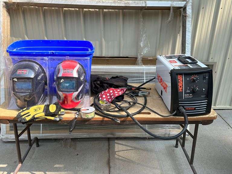Hobart Handler 140 Wire Feed Welder w/ Accessories Lee Real Estate