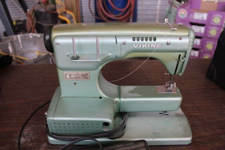 Viking Sewing Machine Lee Real Estate & Auction Service