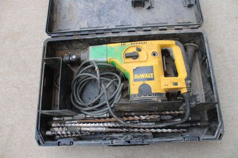 DeWalt Hammer Drill Lee Real Estate & Auction Service