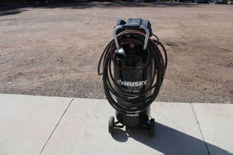 Husky 20gal. Air Compressor Lee Real Estate & Auction Service