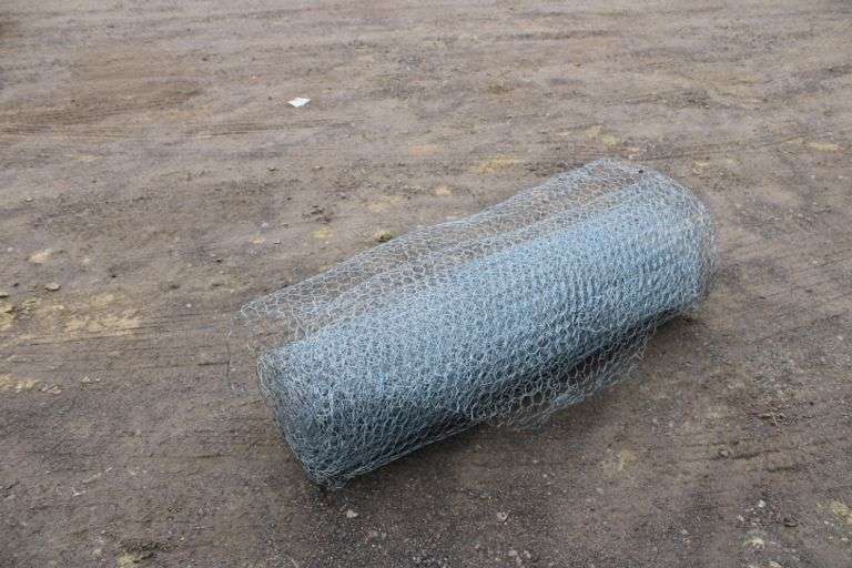 Roll of Chicken Wire Lee Real Estate & Auction Service