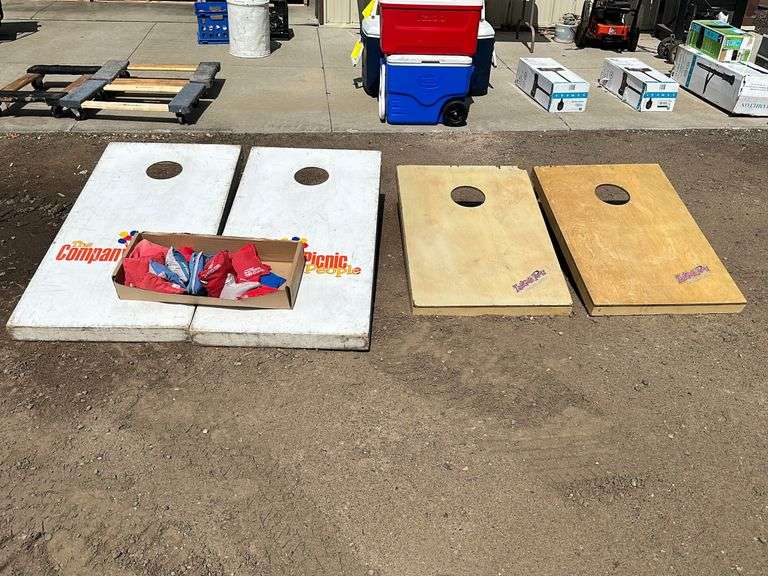 (2) Bean Bag Boards w/ Bags Lee Real Estate & Auction Service