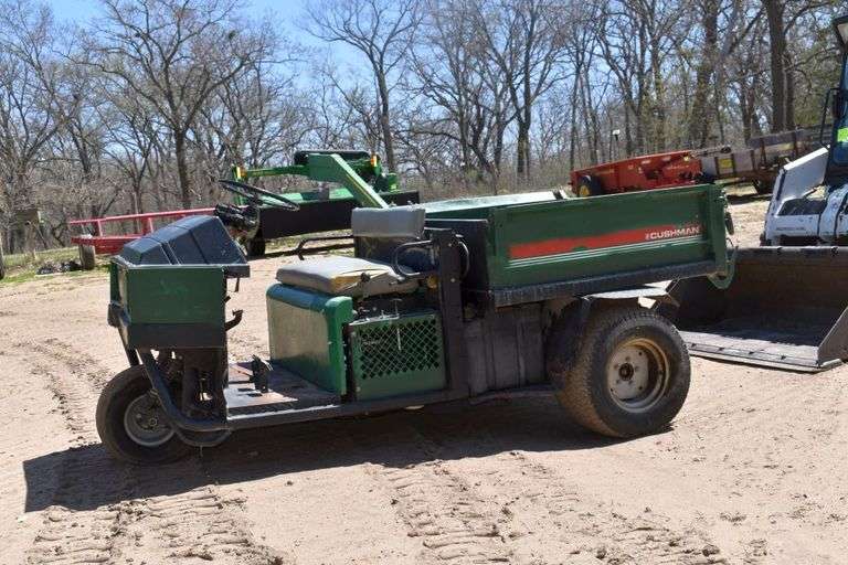 1997 Cushman Truckster, 3 Wheel, Hyd Dump Bed, Onan Gas Engine, 5819