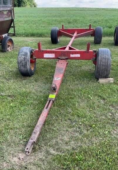 Kewanee No. 47 running gear - Maring Auction Co LLC