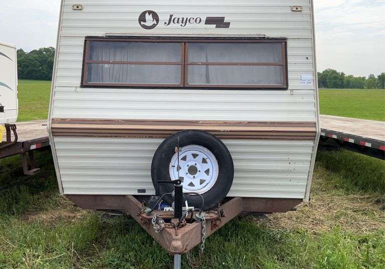 1987 Jayco 26' Travel Trailer, Tandem Axle, Roof Air Works Good, Sleeps