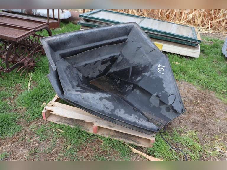 (2) auger hoppers Adam Marshall Land & Auction, LLC