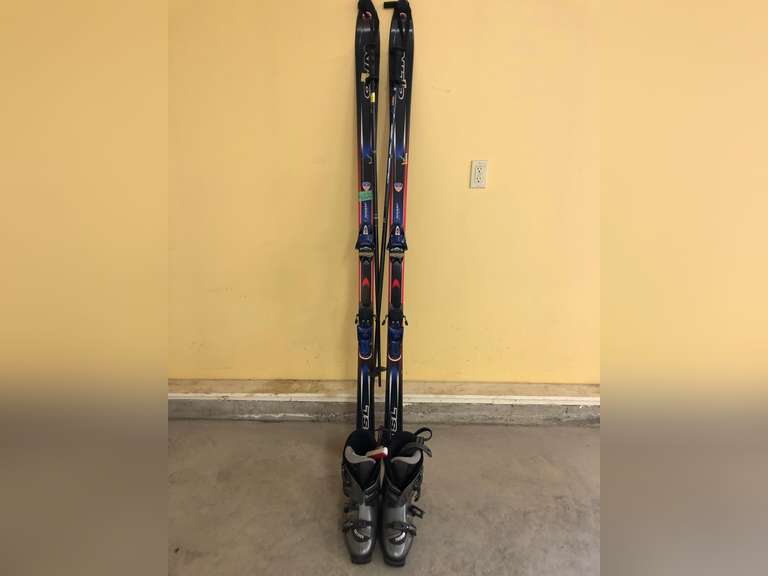 Ski's and mens ski boots size 291MM or 29.5 Adam Marshall Land