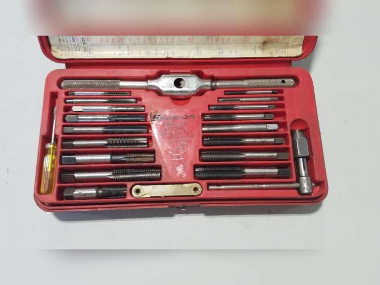 Snapon tap & die set Adam Marshall Land & Auction, LLC