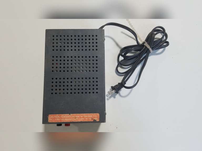 Radio Shack 3 amp power supply Adam Marshall Land & Auction, LLC