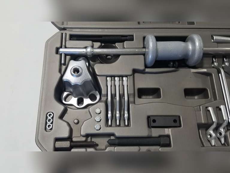 MAC Tools 10way slide hammer puller set Adam Marshall Land & Auction