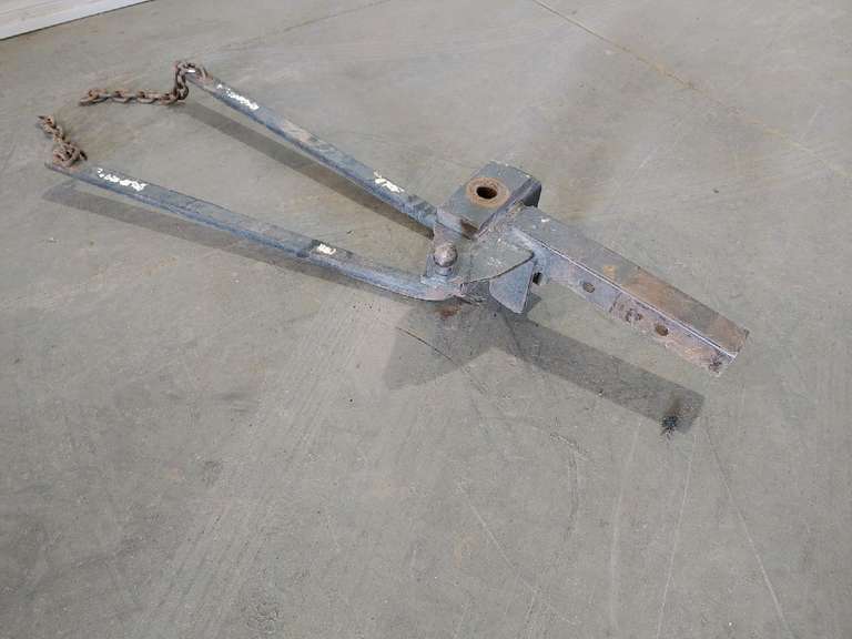 Weight distribution hitch for pickup Adam Marshall Land & Auction, LLC