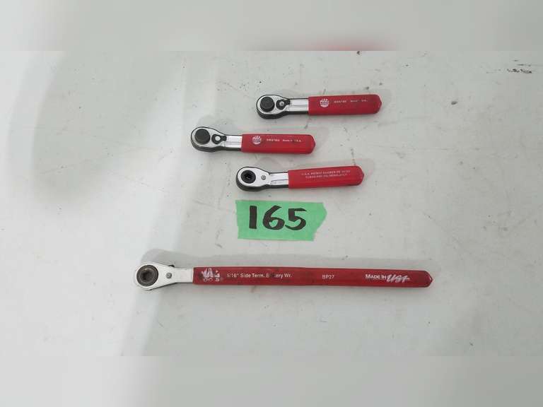 MAC Tools Battery Terminal Ratchet Wrench (1) and 1/4 Ratcheting Wrench