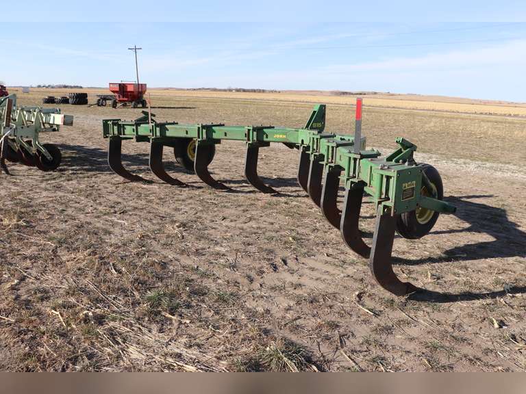 John Deere 915 9 shank ripper, 3pt. - Adam Marshall Land & Auction, LLC