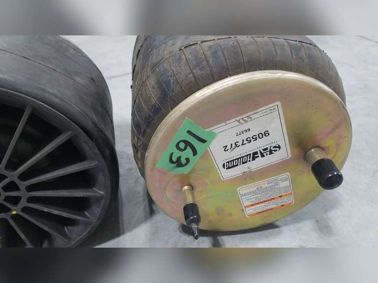 (2) SAF Holland Air Spring 90557372 Adam Marshall Land & Auction, LLC