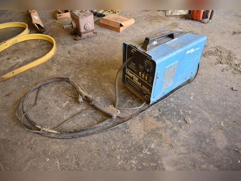 Clark Welder 100E Adam Marshall Land & Auction, LLC