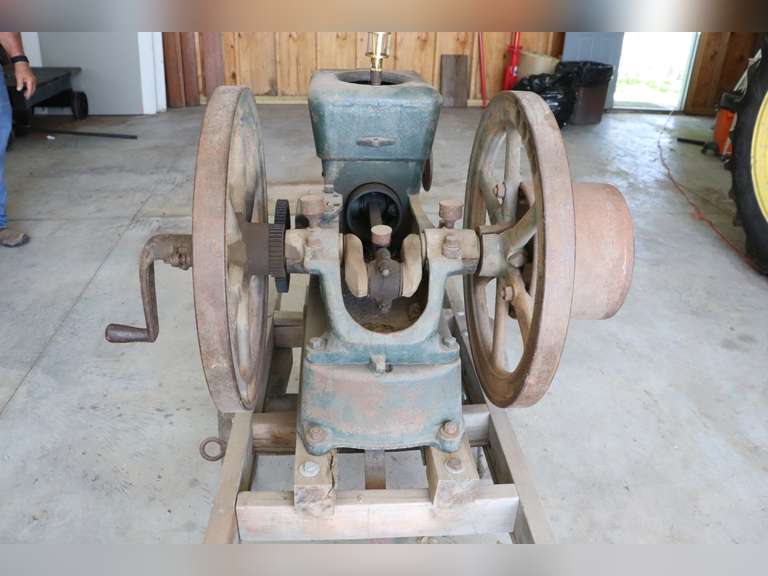 1920 Fairbanks Morse Model Z Hit & Miss on cart Adam Marshall Land