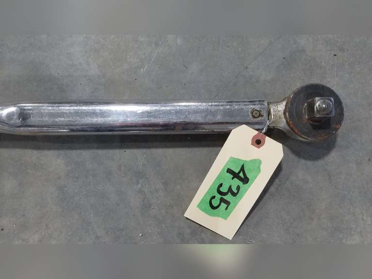 Armstrong HTW42 Torque Wrench Adam Marshall Land & Auction, LLC