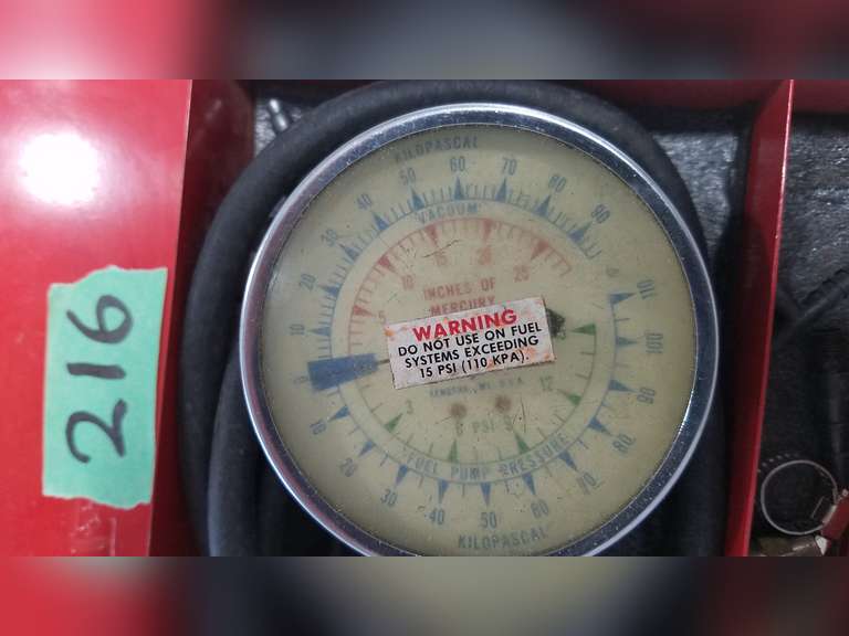 Snapon Fuel Pressure Tester W/Case Adam Marshall Land & Auction, LLC