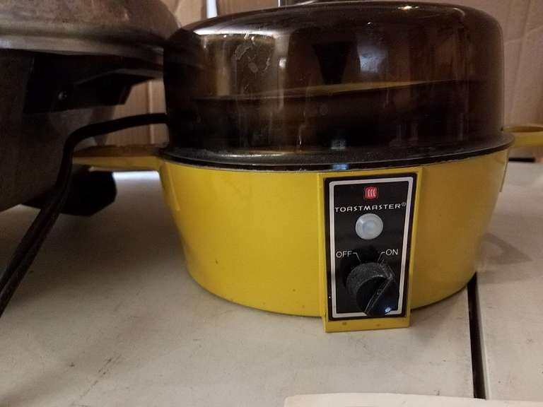 Electric Appliances Adam Marshall Land & Auction, LLC