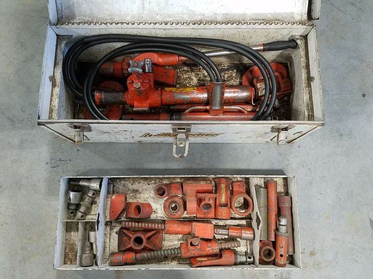 HeinWerner Model J4 4 Ton Push and Pull Hydraulic Jack Adam