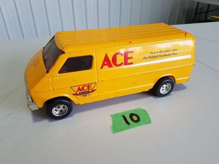 Ertl Ace Hardware Van Adam Marshall Land & Auction, LLC