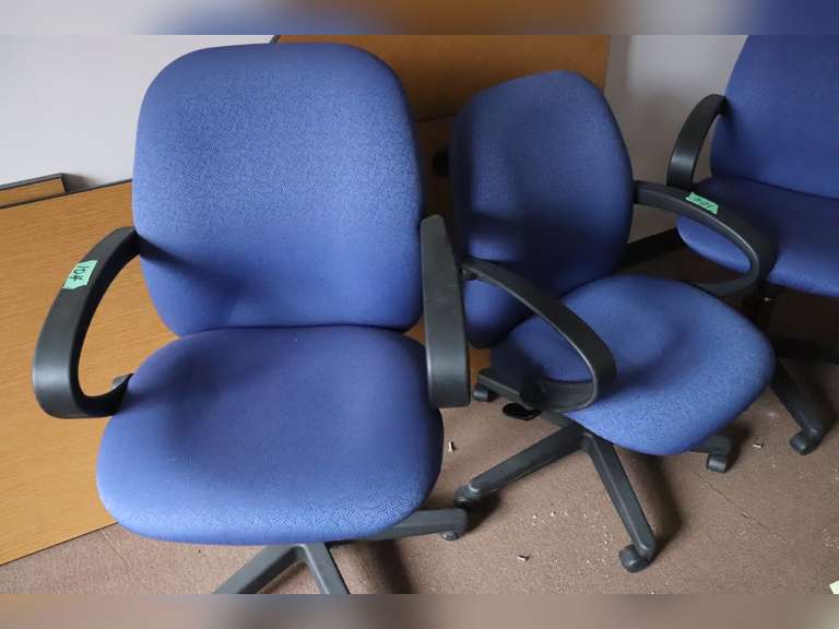 4 Blue Office Chairs on Rollers Adam Marshall Land & Auction, LLC