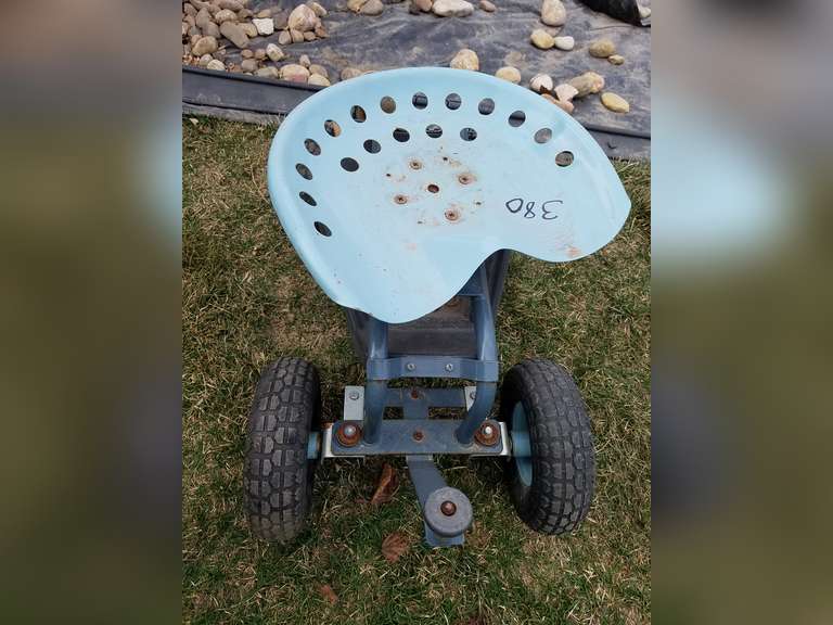 Garden Tractor Seat/Cart Adam Marshall Land & Auction, LLC