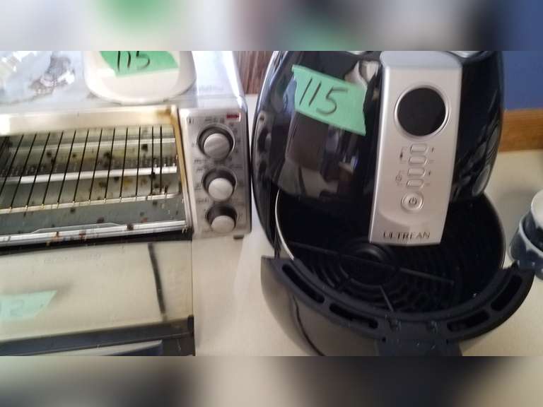 Toaster Oven, Air Fryer and Can Opener Adam Marshall Land & Auction, LLC