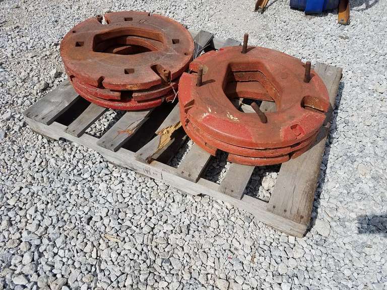 (6) IH wheel weights, sold 6 x bid Adam Marshall Land & Auction, LLC