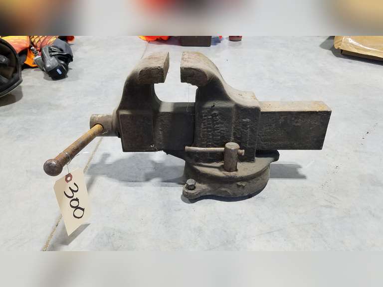 Large Columbian Bench Vise Adam Marshall Land & Auction, LLC