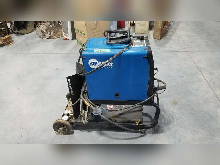 Miller Millermatic 135 115V Wire Welder W/Cart Adam Marshall Land