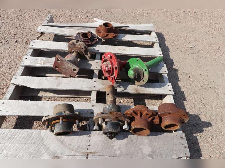 Case disc spindle, JD harrow spindle, Sunflower spindle plus misc