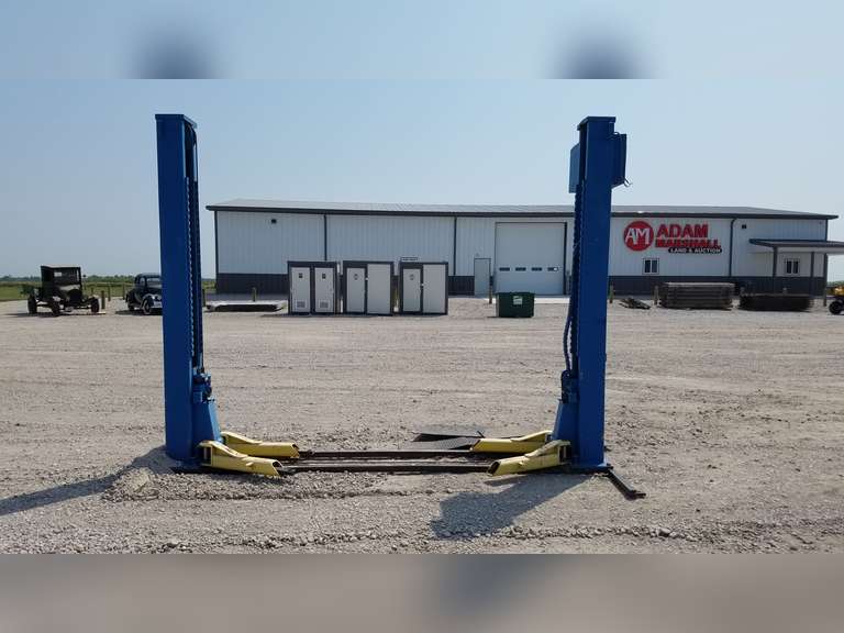 Benwil Model TP-7 7,000 Lb Capacity Car Lift - NO Motor - Adam Marshall