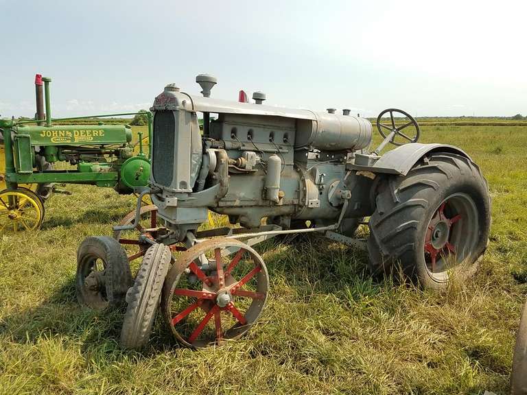 Twin City Tractor on steel wheels Adam Marshall Land & Auction, LLC