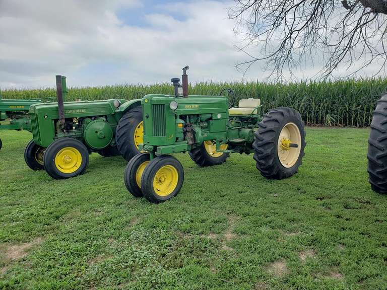 1953 John Deere 40 Tractor - Adam Marshall Land &amp; Auction, LLC
