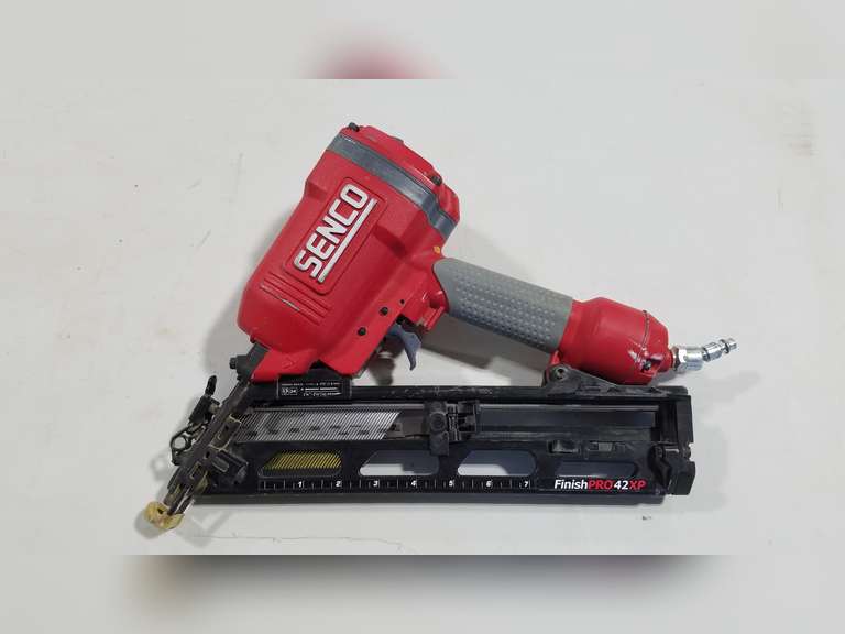 Senco Finish Pro 42XP 15 GA Pneumatic Finish Nailer W/Case Adam