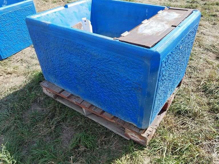 Johnson Concrete Water Tank Adam Marshall Land & Auction, LLC