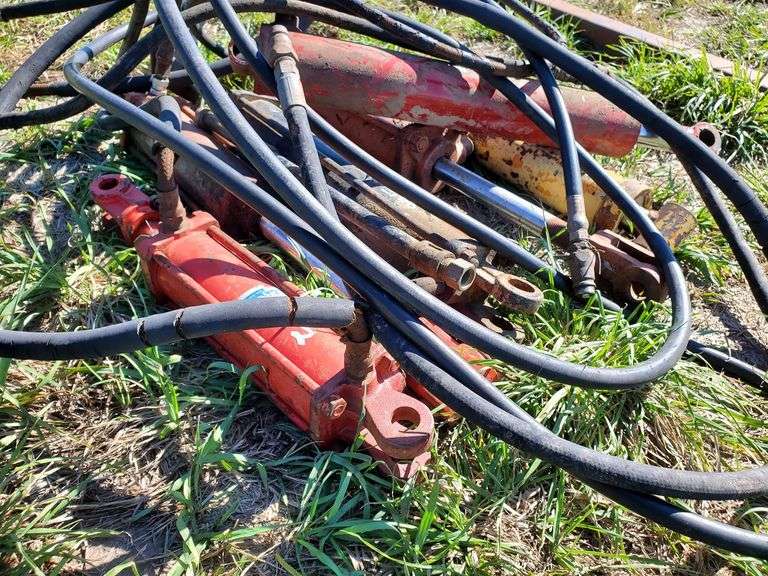 Miscellaneous Hydraulic Rams Adam Marshall Land & Auction, LLC