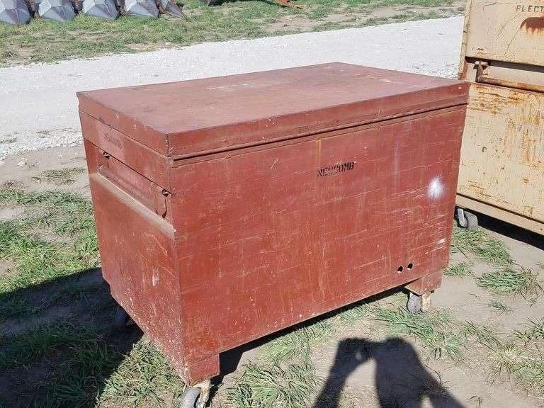 Jobox on Wheels 4FT Adam Marshall Land & Auction, LLC